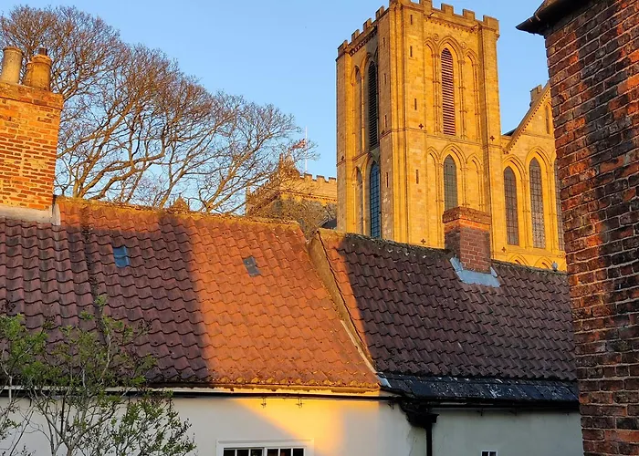 Court Terrace 度假居 *